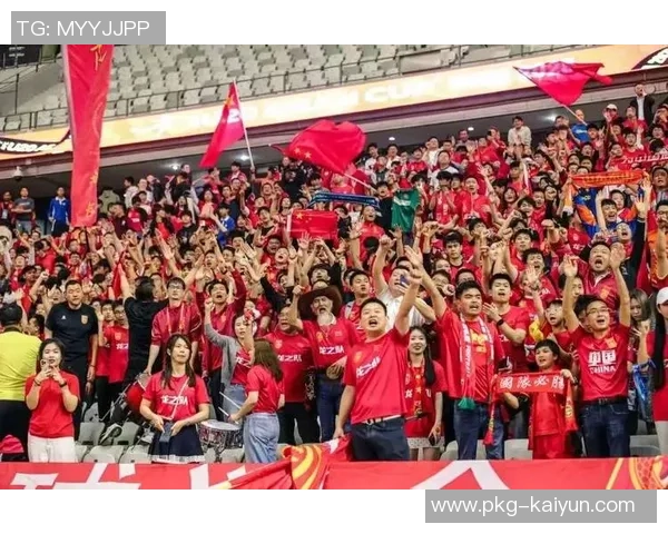 足球明星纷纷加盟中国联赛引发热潮球迷期待新赛季精彩表现